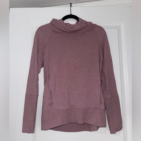 lululemon athletica Sweaters - Lululemon Long Sleeve Mockneck Size 6